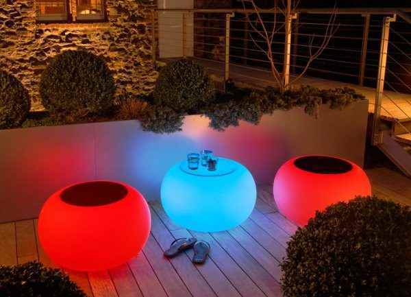 Bubbles Outdoor LED