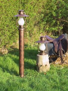 Laternen im Westernstil außen, Sockelleuchte Westernlook