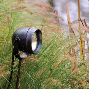 Gartenstrahler mit langem Erdspieß