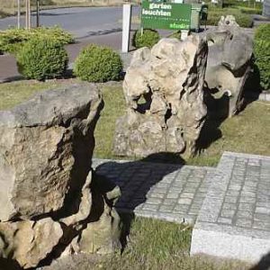 große Naturstein Felsen