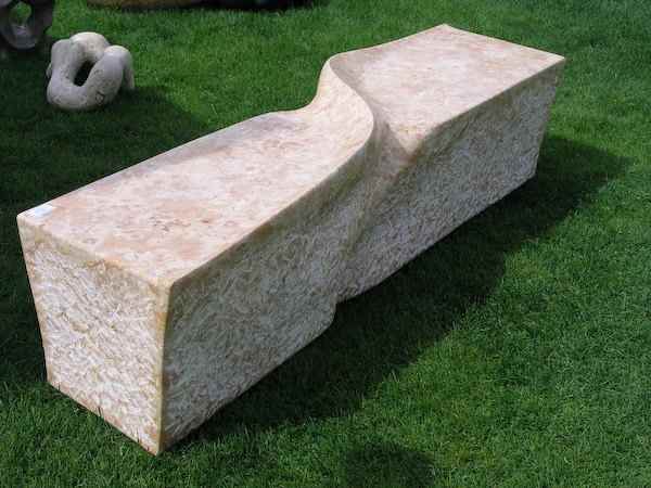 historischer aussenbrunnen