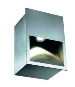 Moderne indirekte Wandeinbauleuchte als Außenbeleuchtung