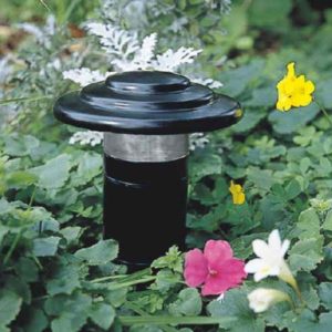 schwarze kleine Gartenbeet Lampe