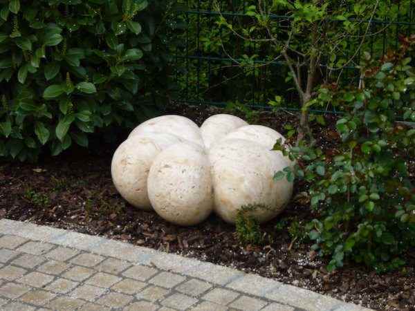 Skulptur Granit Garten