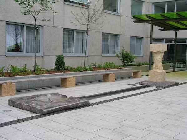Wasserlauf Kunst im Außenbereich