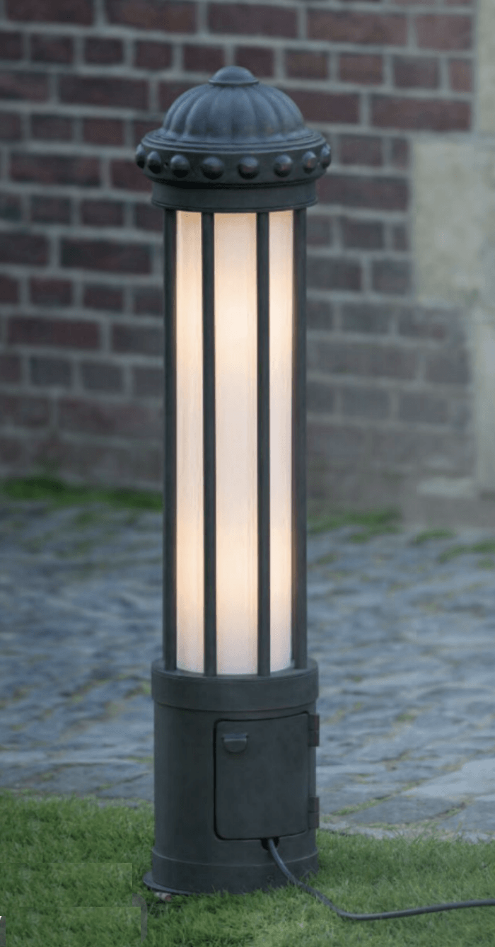 Standleuchte außen mit steckdose