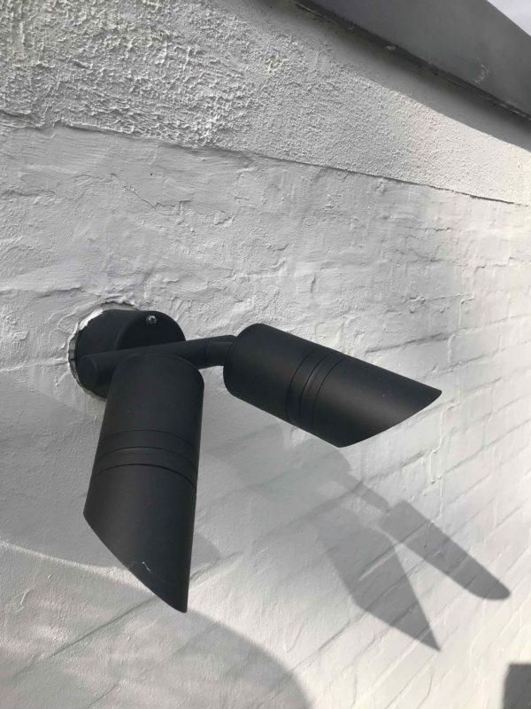 schwarze LED Doppelspot Wandstrahler außen