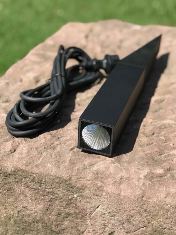 LED Gartenstrahler mit 5 Meter Zuleitung