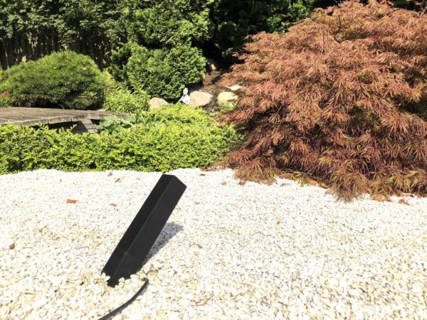 Moderner Led Gartenstrahler mit Kabel und Stecker