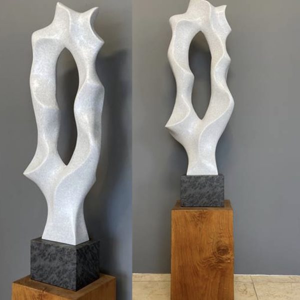 Kunstvolle Skulpturen für außen und innen