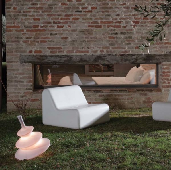 Coole originelle Außenleuchten für besondere Lichtstimmungen