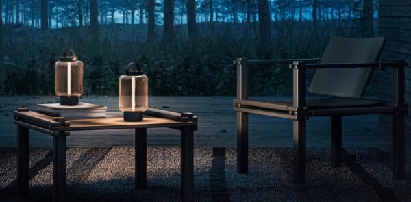 Schöne outdoor Akkuleuchten für außen mit Tragegriff