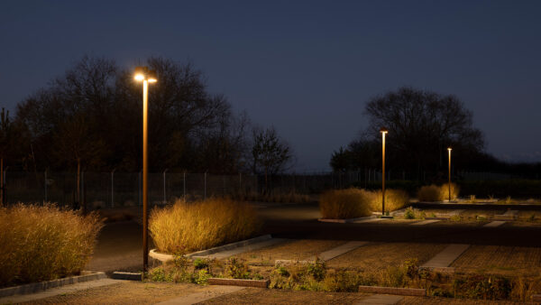 Cortenstahl Parkplatz Leuchten