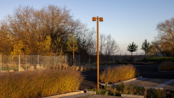 Schöne Parkplatzleuchten aus Corten Stahl