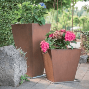 Große Cortenstahl Pflanzgefäße für außen Gartenleuchten.de