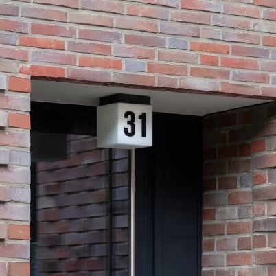 Quadratische Decken Hausnummerleuchte