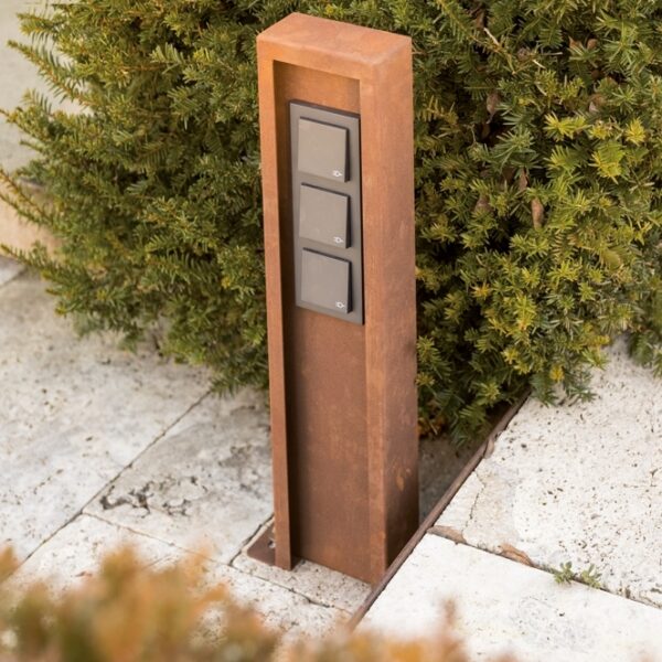 Cortelstahl Garten Steckdosen Säule
