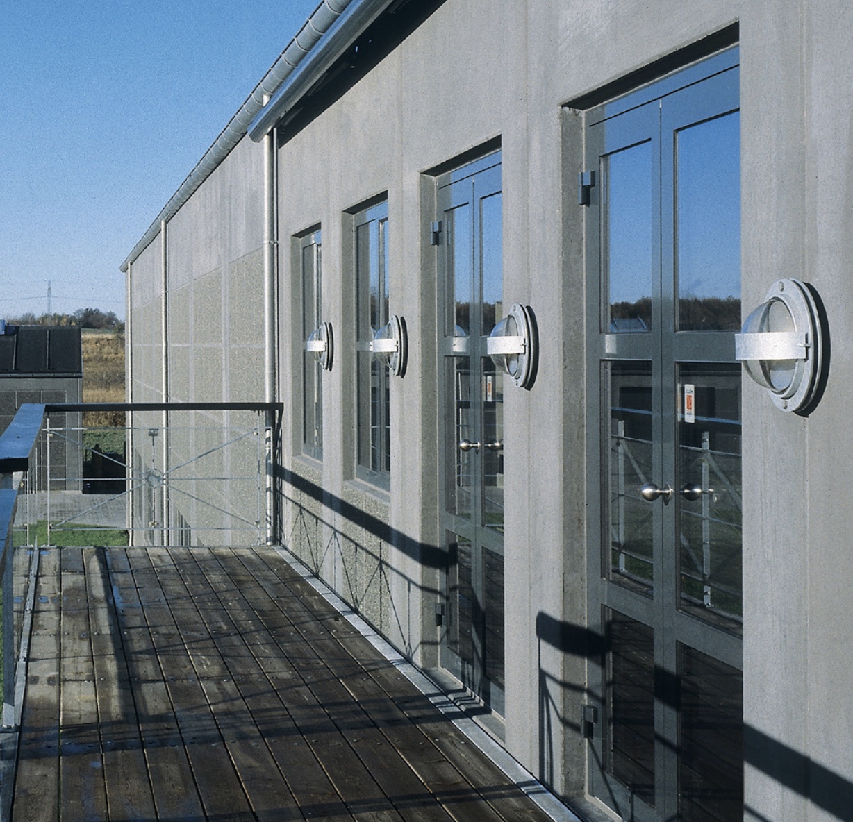 Stabile hochwertige feuerverzinkte Außen Wandleuchte im typisch dänischen Stil