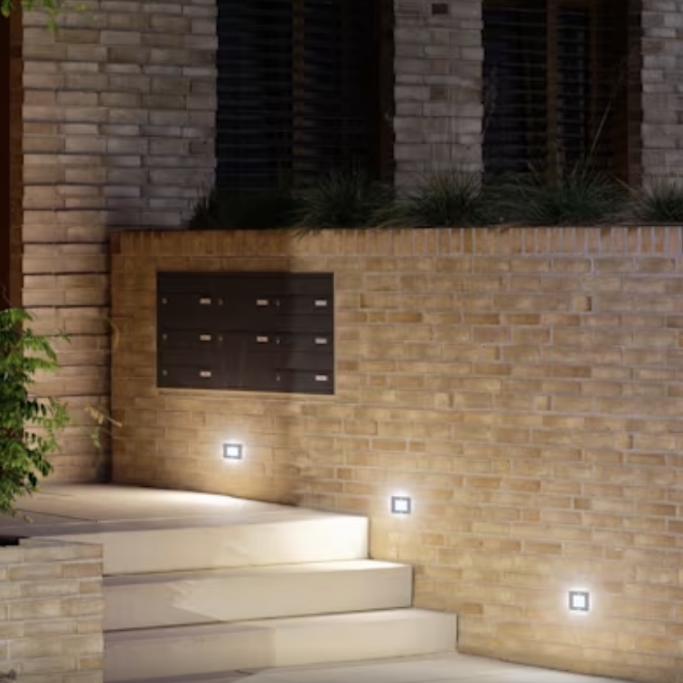 Schwarze quadratische Außen Wandeinbauleuchte