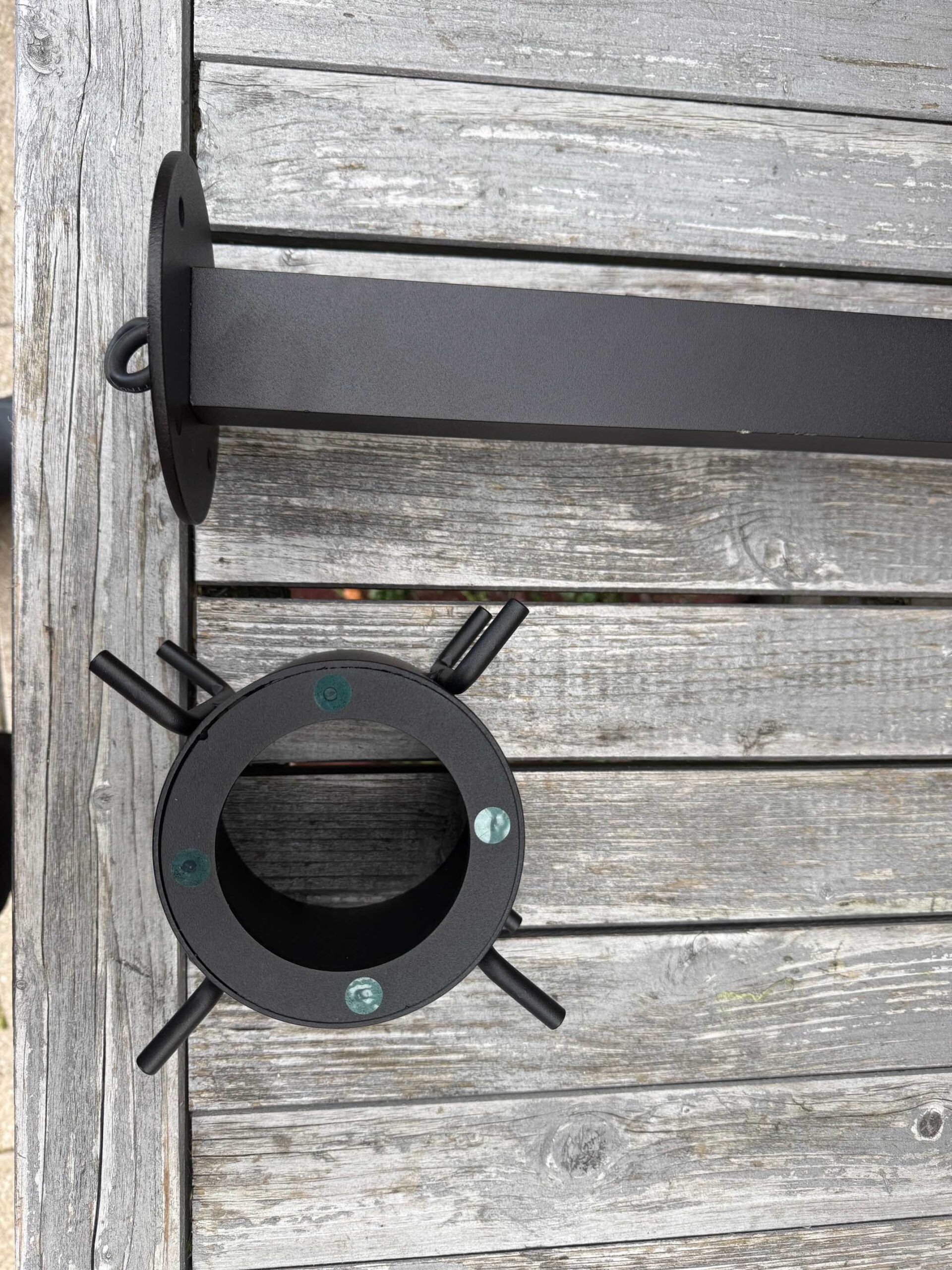 Gartenleuchte mit 2 Lampenköpfen auf Wunsch mit Eingrabstück zum Beispiel in Rasenflächen