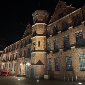 Schöne Beleuchtung für historische öffentliche Gebäude