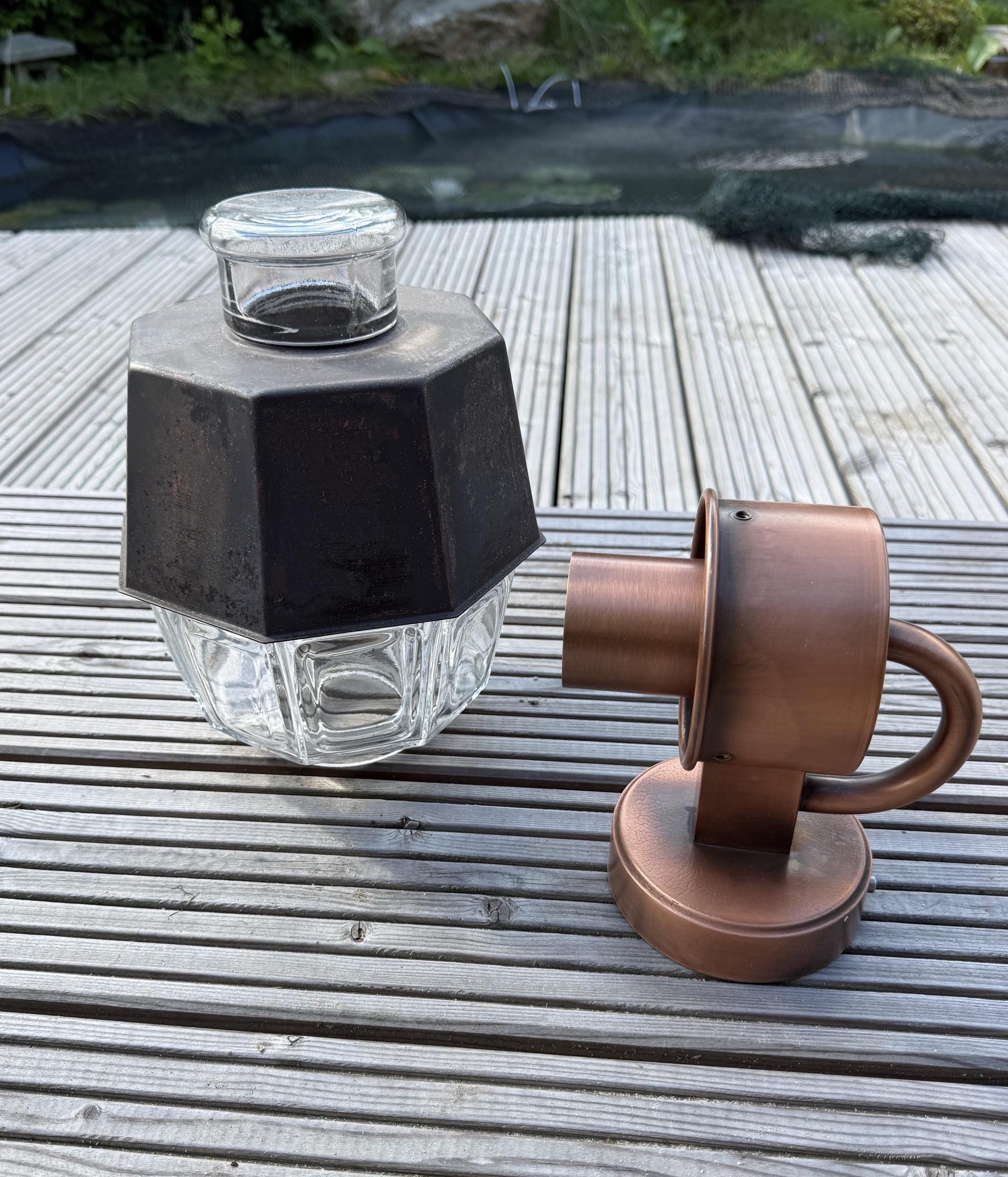 Altes Bega Boom Ersatzglas mit Kupferhaube und Kupfer Wandhalter