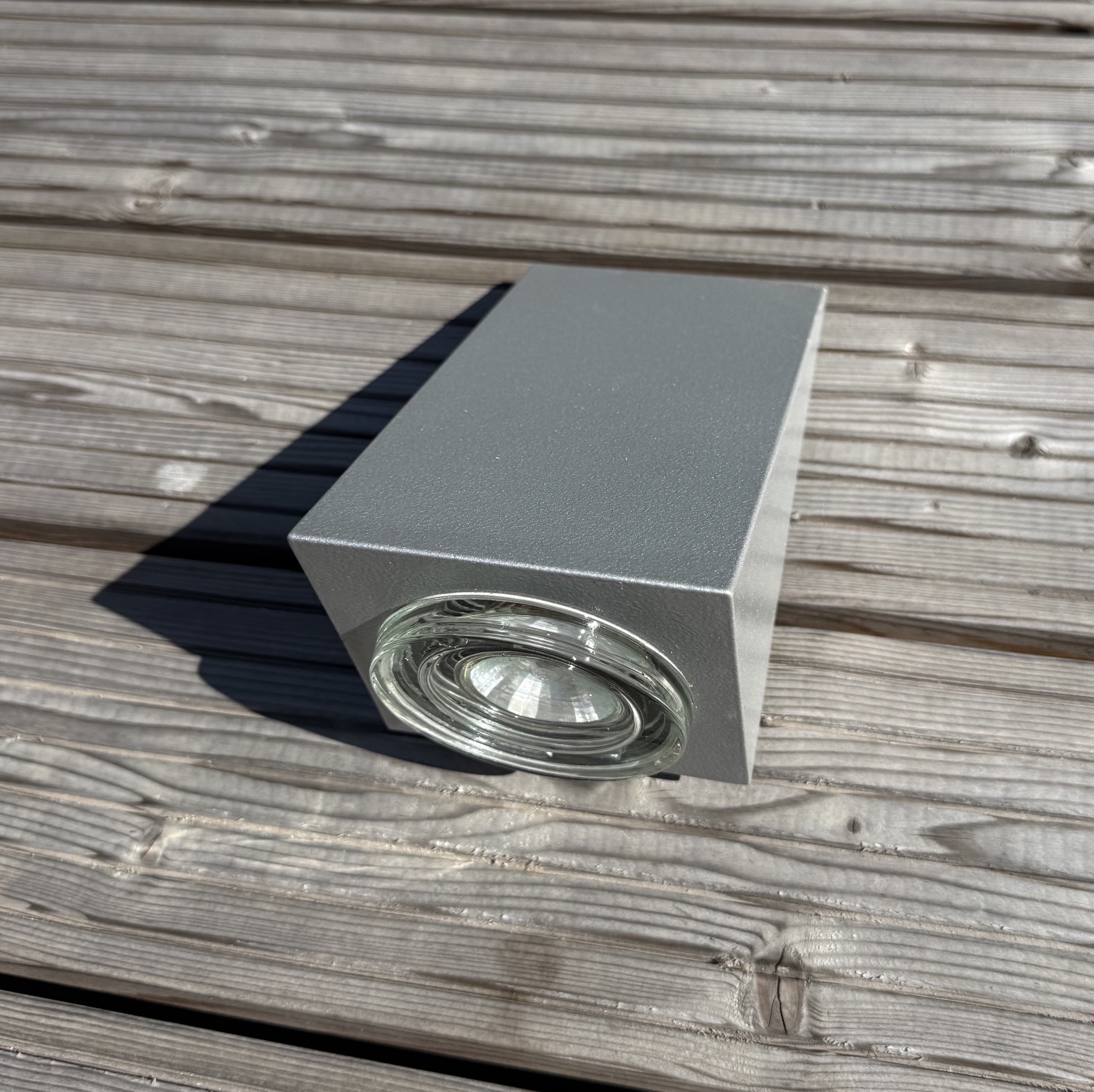 DZ Dreiecksleuchte Silber mit Glas