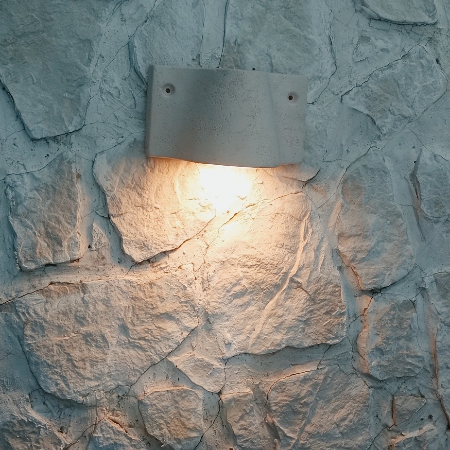 Exklusive Außenwandleuchte aus Terrakotta